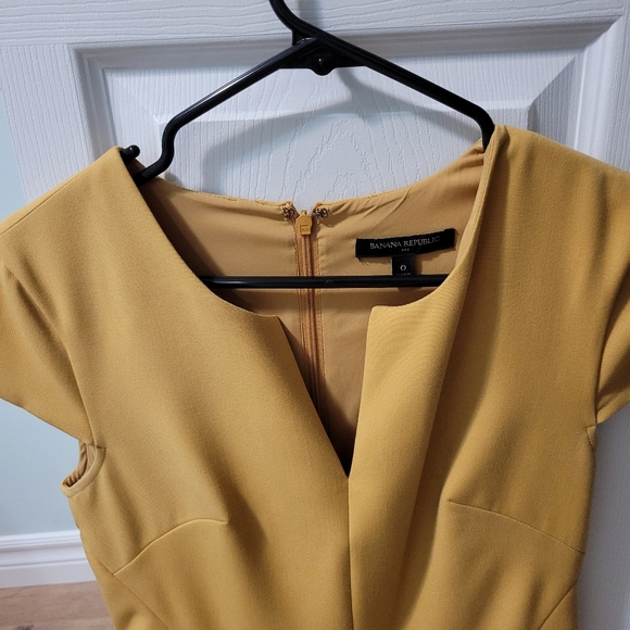 Banana Republic Yellow Mustard Dress - Picture 2 of 3